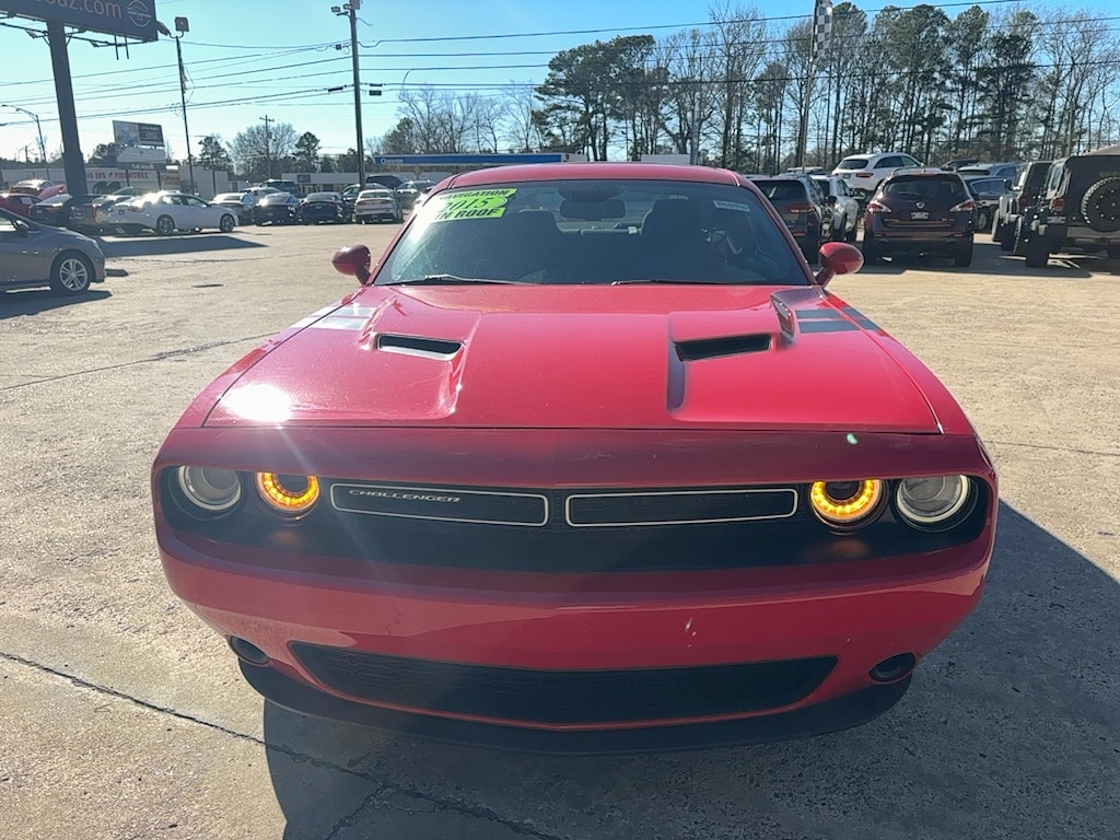 Used 2015 Dodge Challenger SXT Coupe