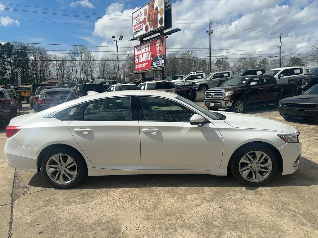 Used 2018 Honda Accord LX Sedan