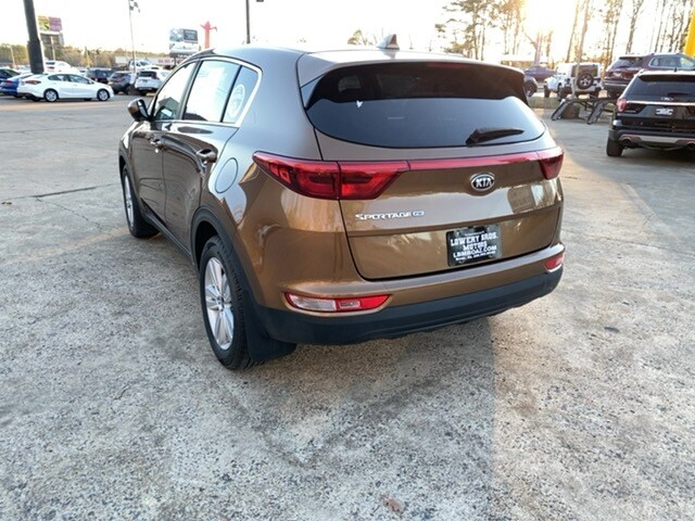2017 Kia Sportage LX photo 3