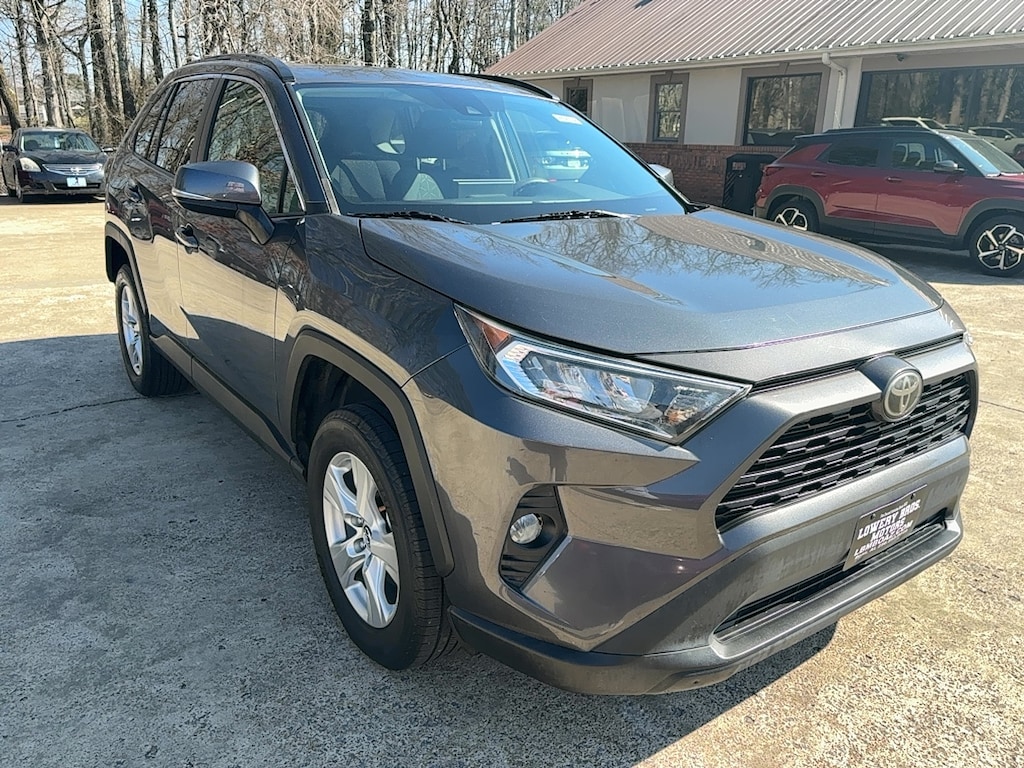 Used 2019 Toyota RAV4 XLE SUV