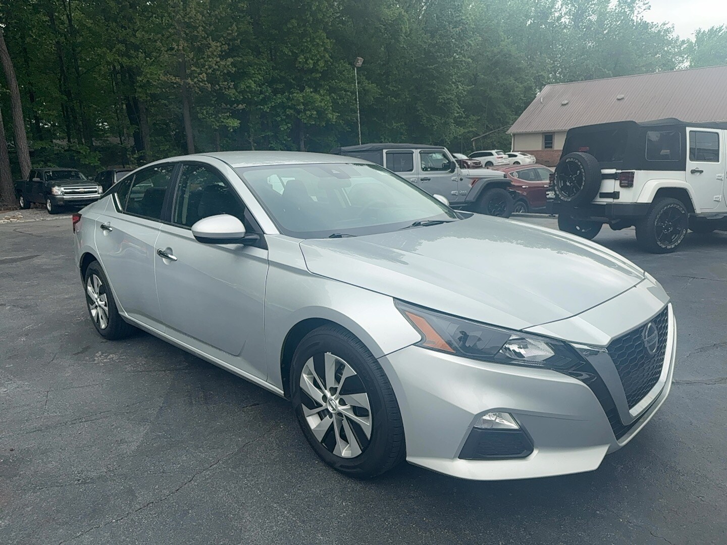 2022 Nissan Altima 2.5 S photo 3