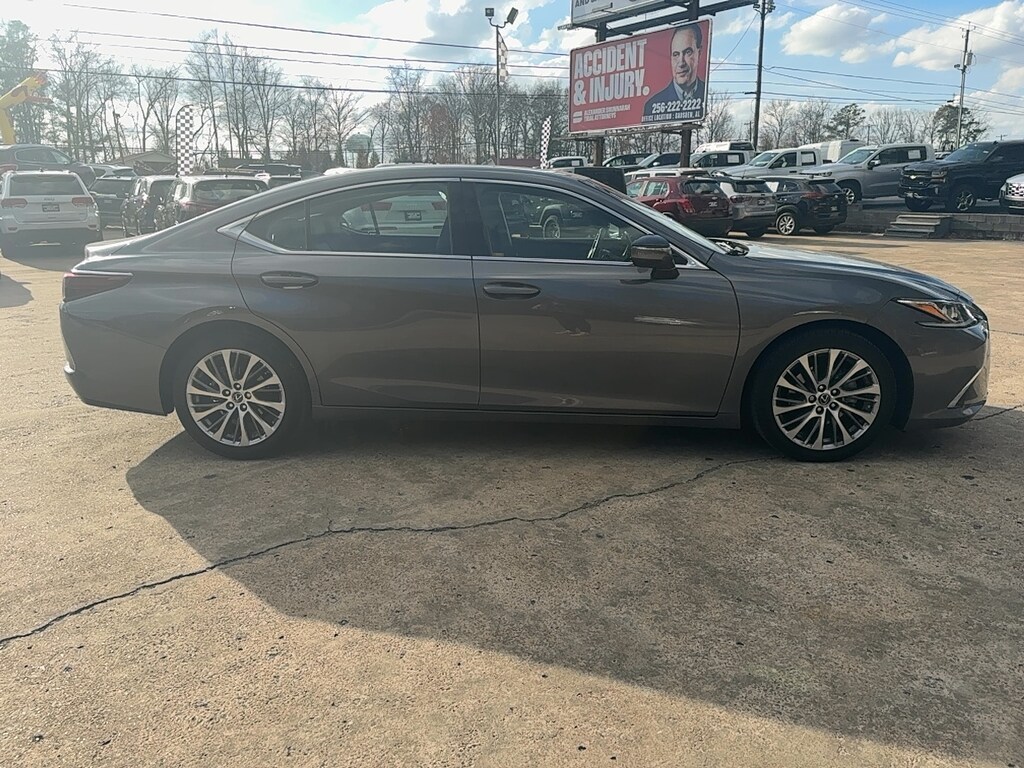 Used 2021 Lexus ES 350 Sedan