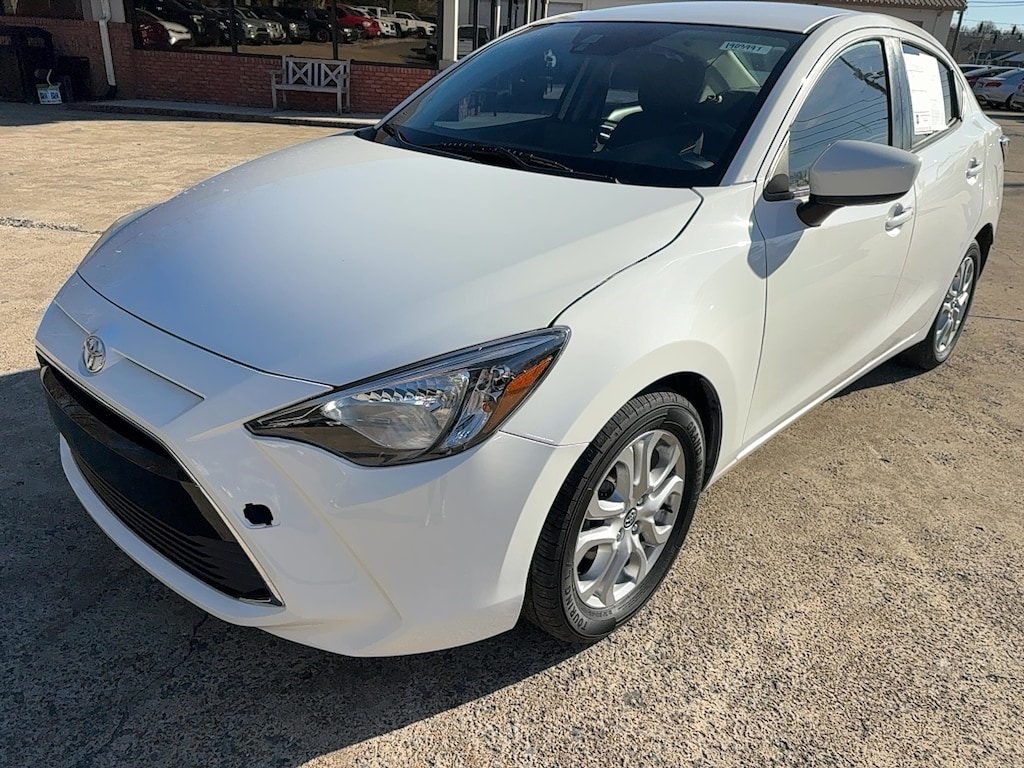 Used 2017 Toyota Yaris iA Base Sedan