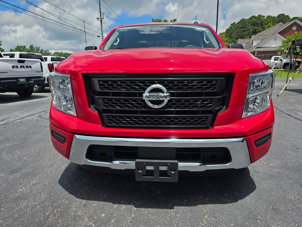 Used 2021 Nissan Titan SV Truck Crew Cab