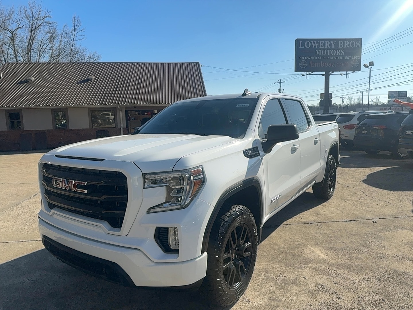 2020 GMC Sierra 4WD Crew Cab Short Box Elevation's photo