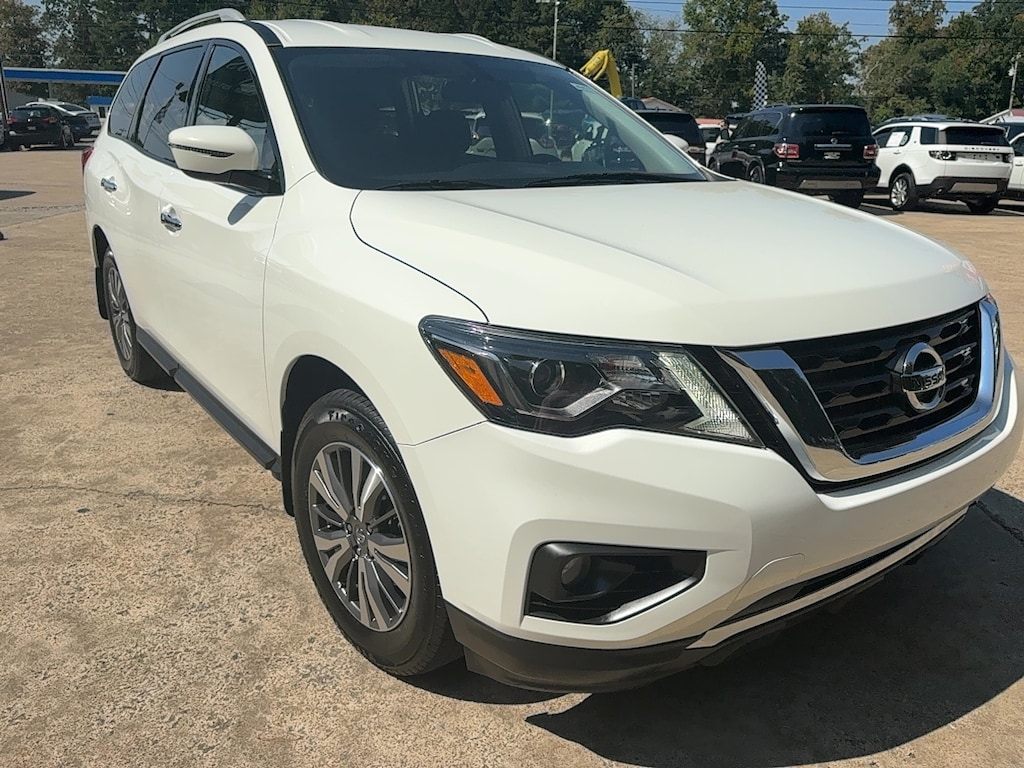 Used 2019 Nissan Pathfinder SV SUV