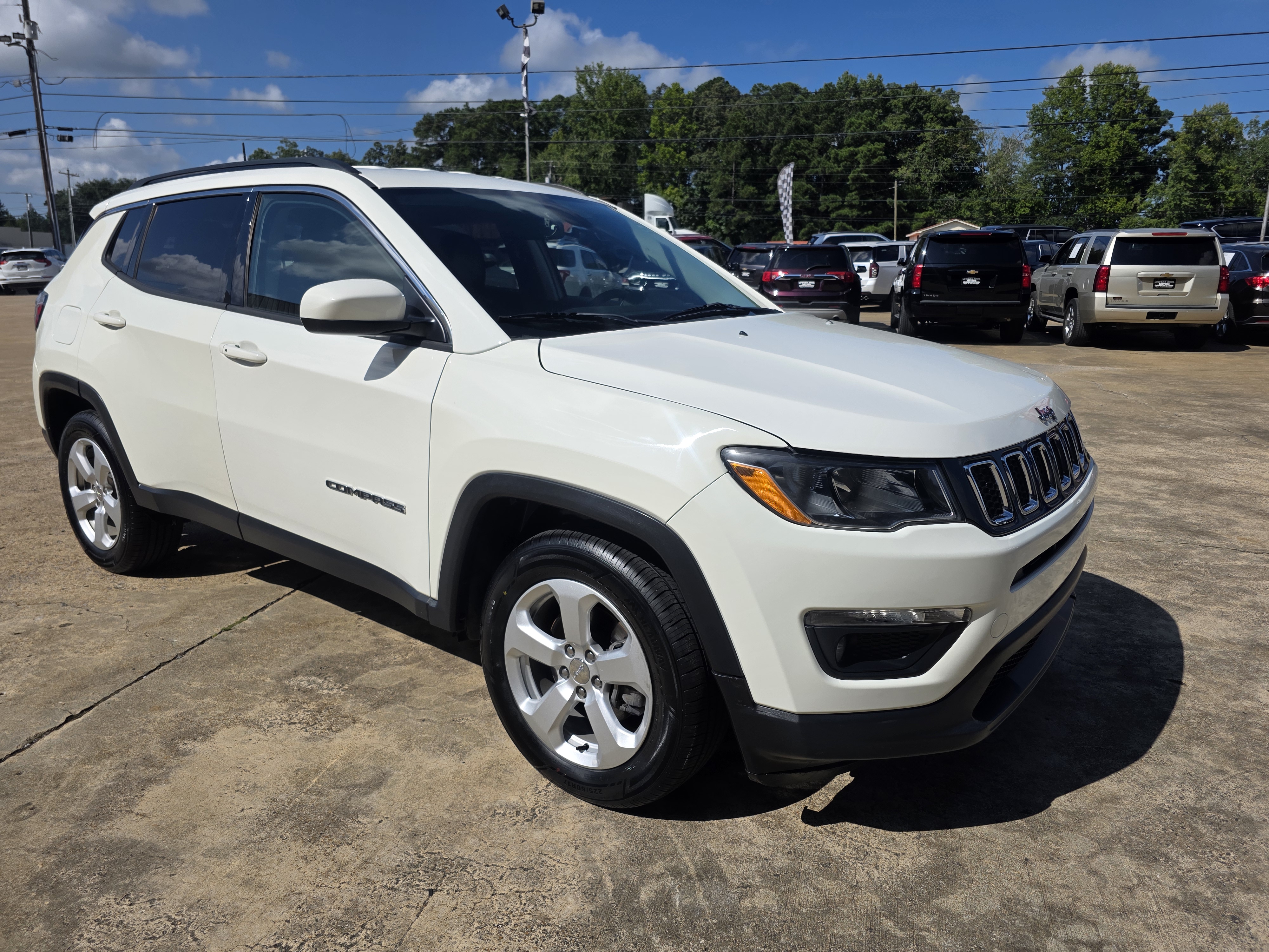 Used 2019 Jeep Compass Latitude FWD SUV