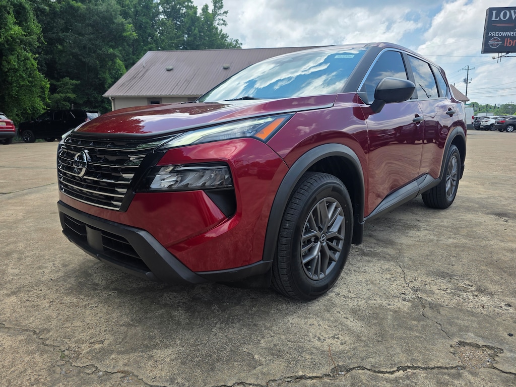 Used 2024 Nissan Rogue S SUV