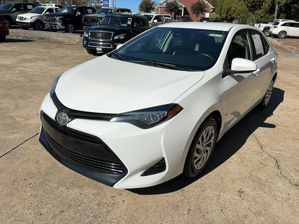 Used 2019 Toyota Corolla LE Sedan
