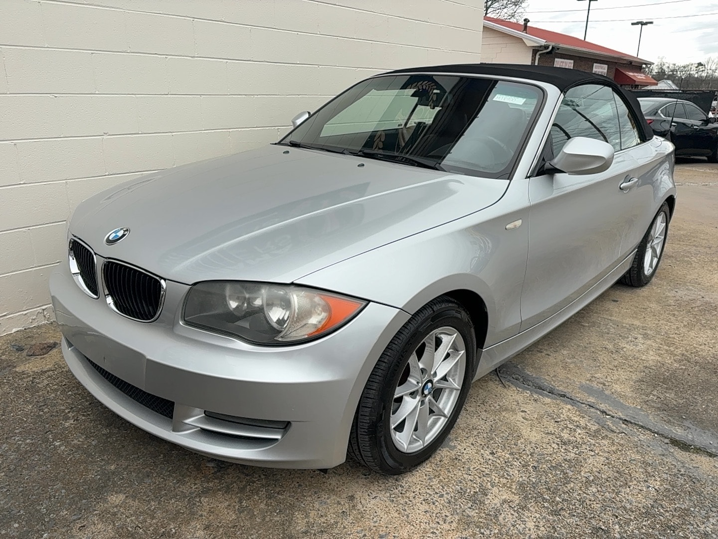 2011 BMW 1 Series 128i's photo