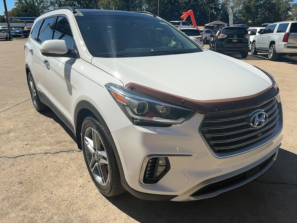 Used 2018 Hyundai Santa Fe SE Ultimate SUV