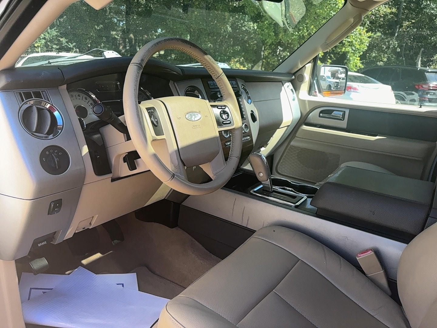 2013 Ford Expedition XLT - Photo 21