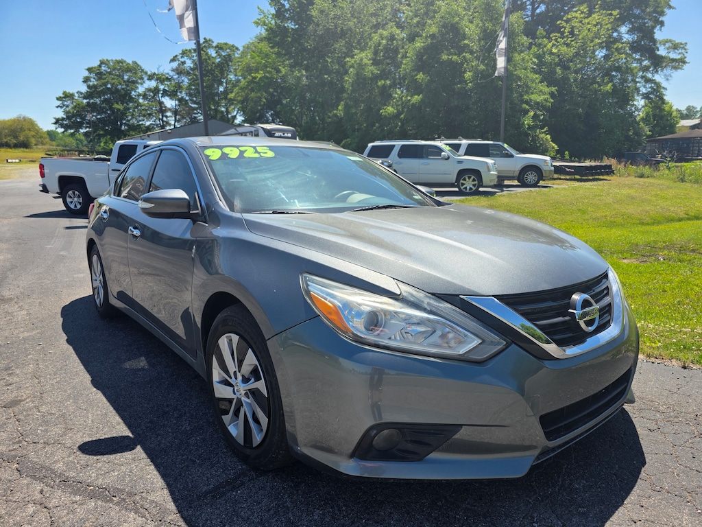 Used 2017 Nissan Altima 2.5 SL Sedan