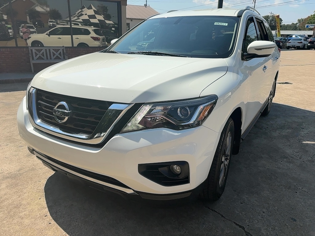 Used 2019 Nissan Pathfinder SV SUV