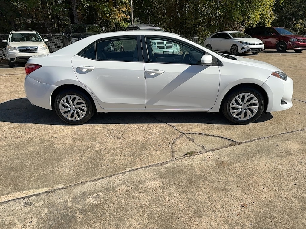 Used 2019 Toyota Corolla LE Sedan