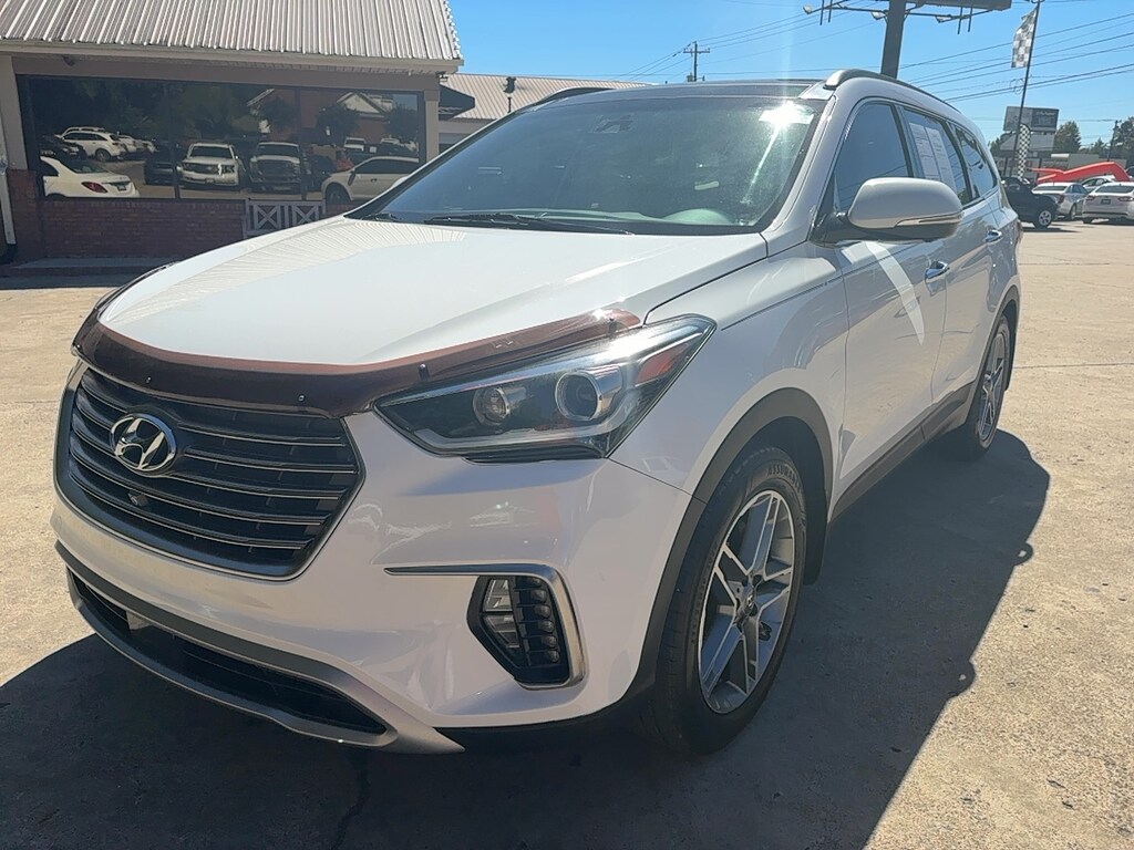 Used 2018 Hyundai Santa Fe SE Ultimate SUV