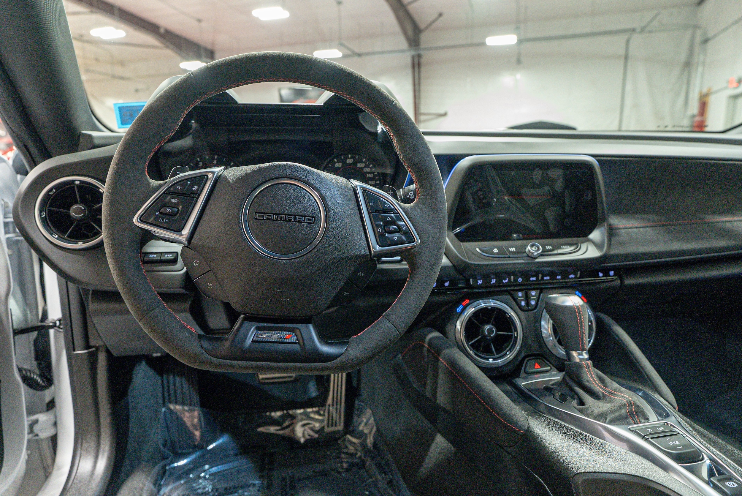2024 Chevrolet Camaro ZL1 - Photo 29