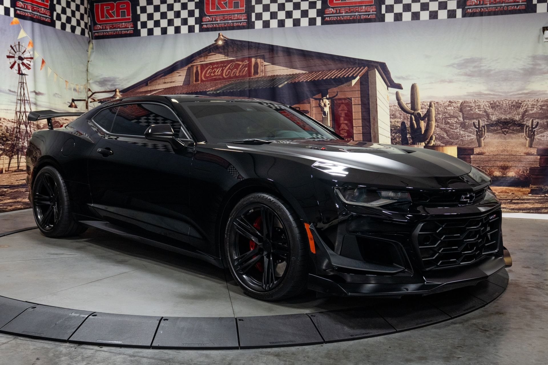 2022 Chevrolet Camaro ZL1's photo