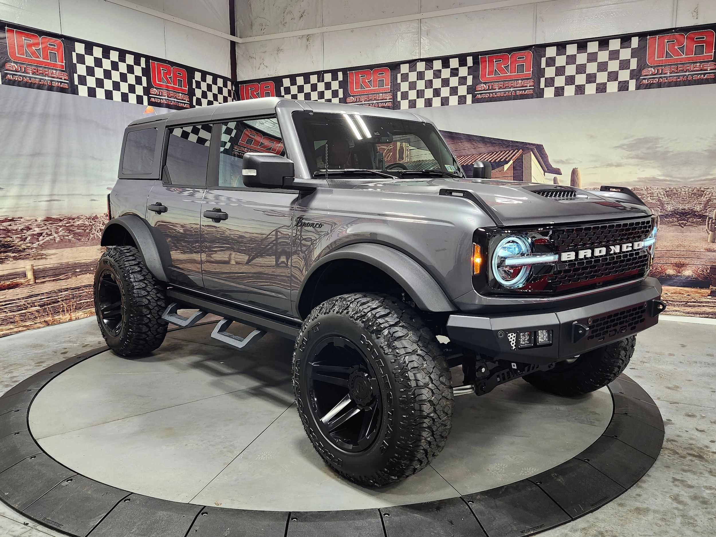 2022 Ford Bronco Wildtrak 4x4's photo