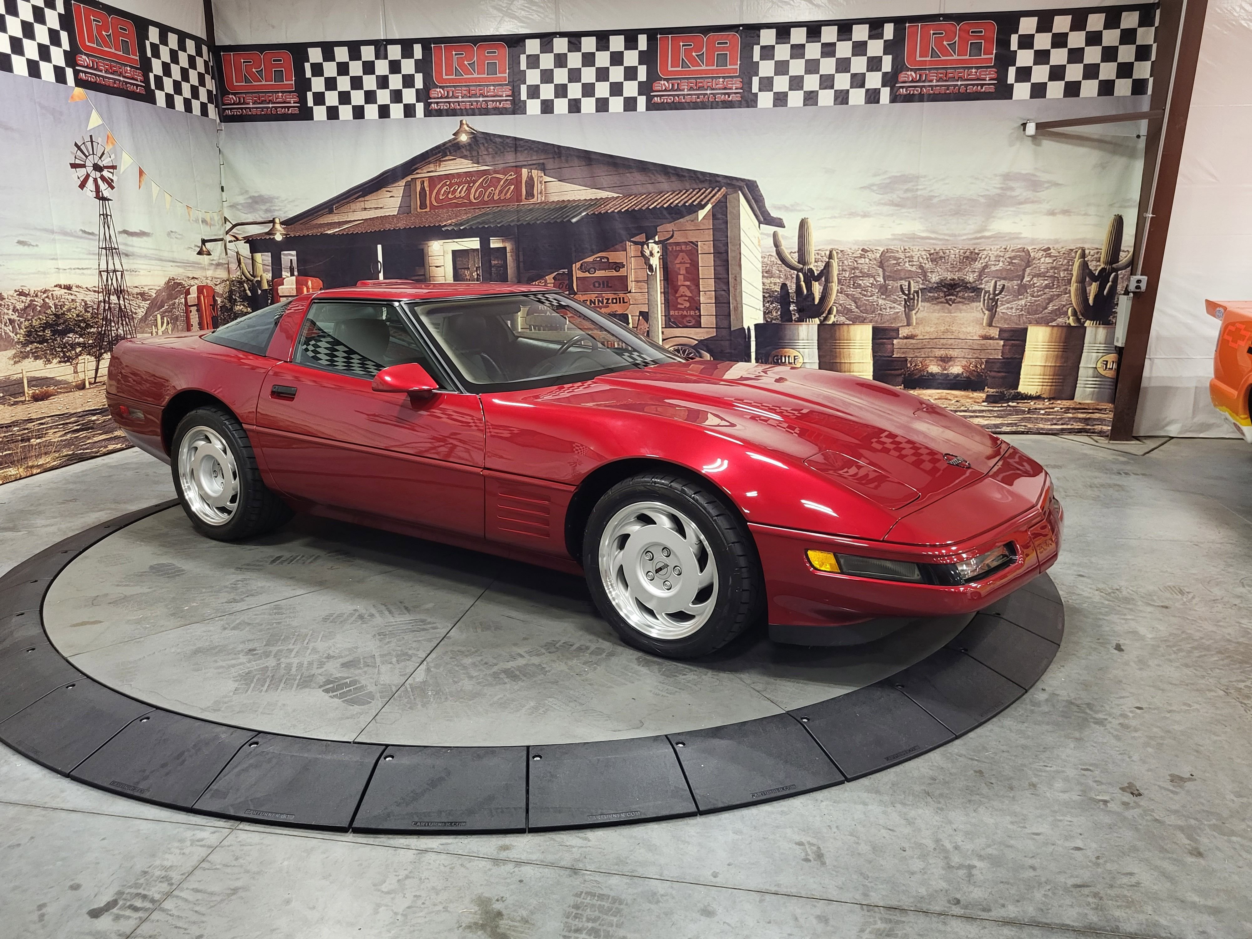  Chevrolet Corvette