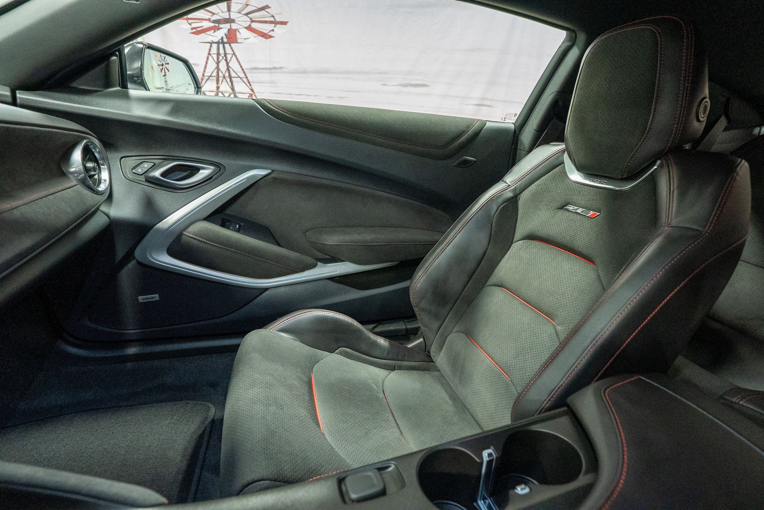 2024 Chevrolet Camaro ZL1 - Photo 35