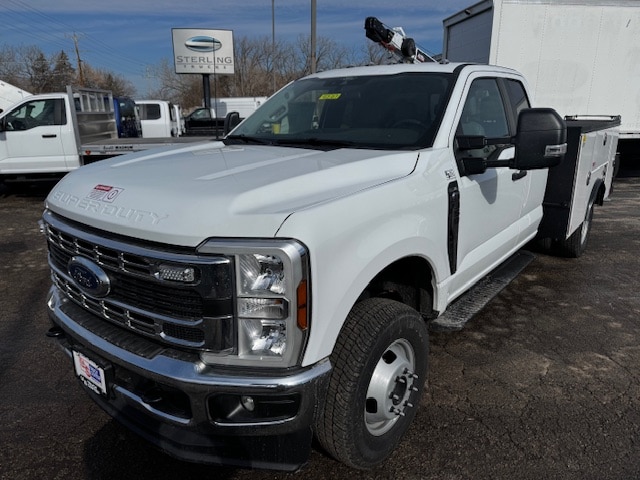 2026 Ford F-350 Super Duty Chassis Cab XL