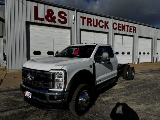 New 2027 Ford F-550 Chassis XL Truck Super Cab