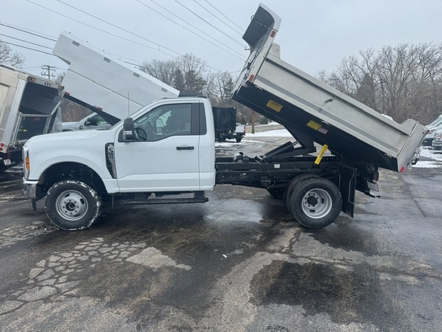 2026 Ford F-350 XL 4x4 Regular Cab 145-In DRW's photo
