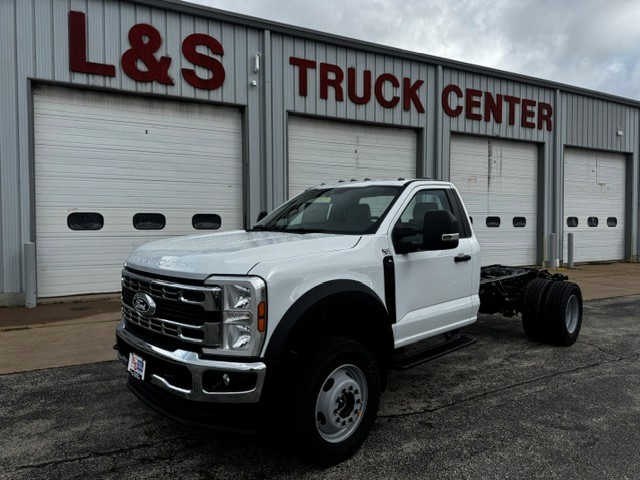  Ford Chassis Cab