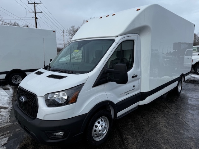 2025 Ford Transit Cutaway Base's photo