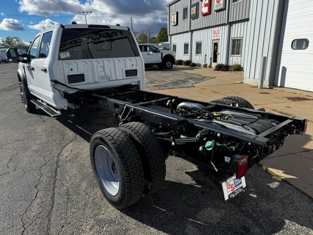 New 2027 Ford F-550 Chassis XL Truck Crew Cab