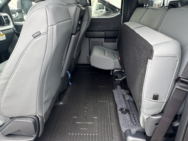 2026 Ford F-550 Super Duty Chassis Cab XL - Photo 13