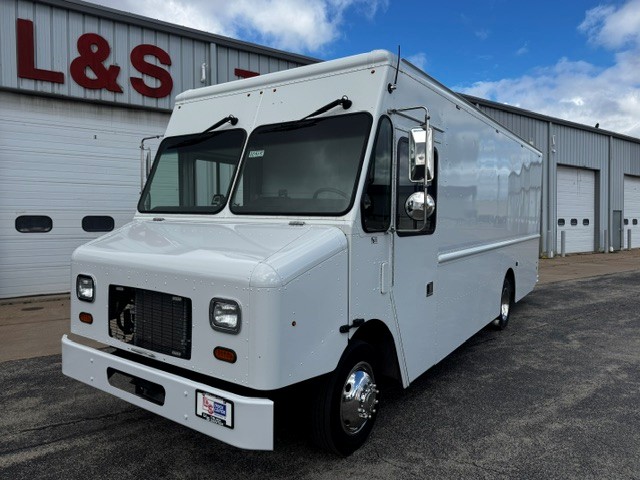  Ford F-59 Commercial Stripped Chassis