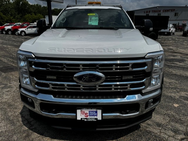 2026 Ford F-550 Super Duty Chassis Cab XL - Photo 10