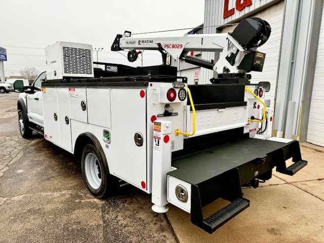 2026 Ford F-550 Super Duty Chassis Cab XL's photo