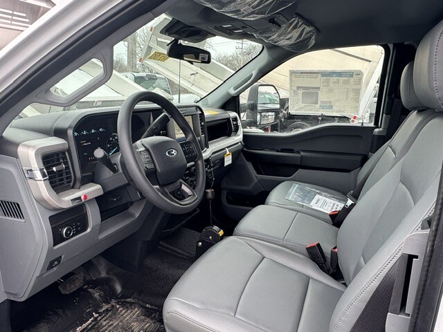 2026 Ford F-550 Super Duty Chassis Cab XL - Photo 11