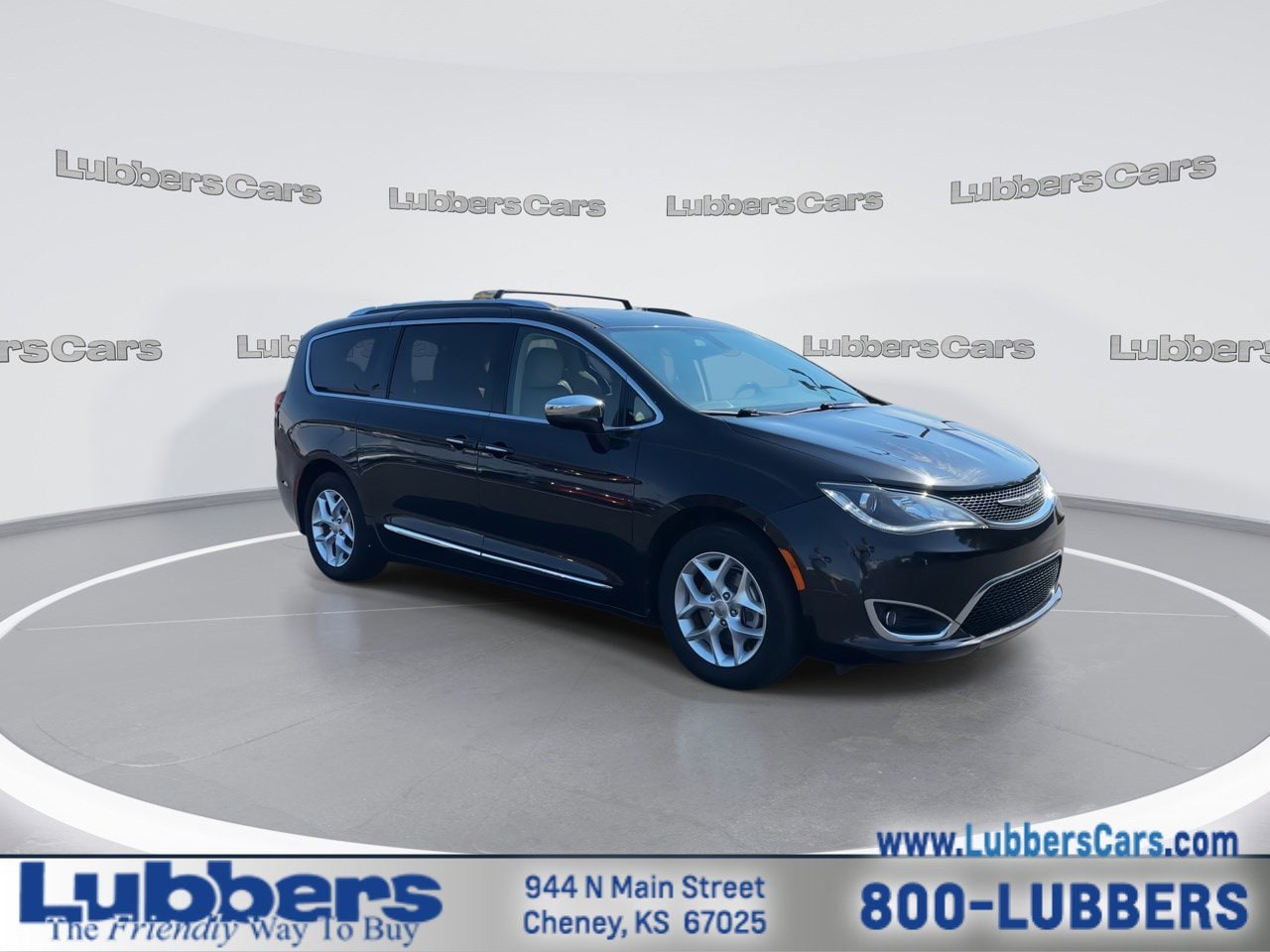 Used 2020 Chrysler Pacifica Limited with VIN 2C4RC1GGXLR181285 for sale in Cheney, KS