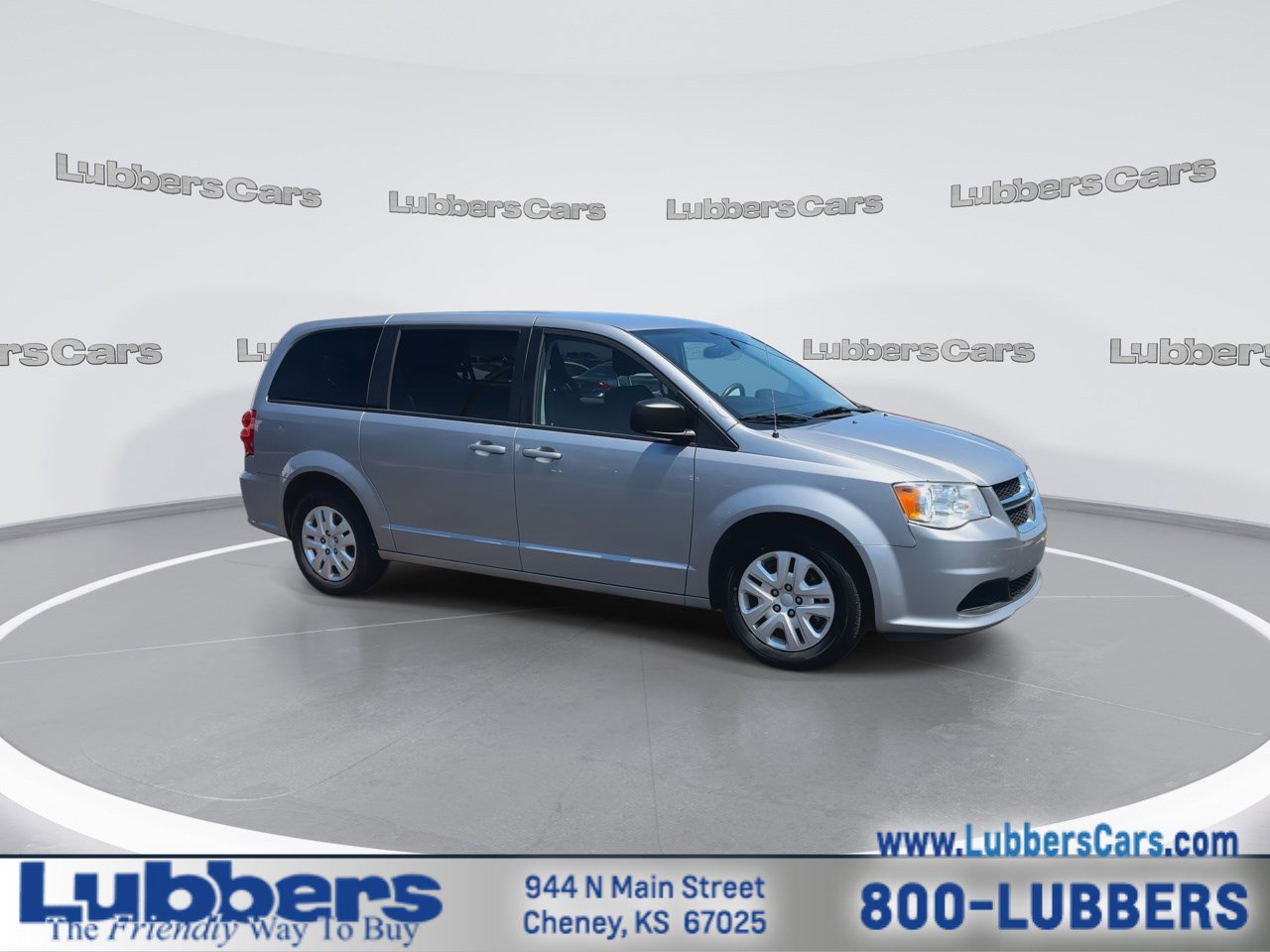 Used 2018 Dodge Grand Caravan SE with VIN 2C4RDGBG0JR288706 for sale in Cheney, KS