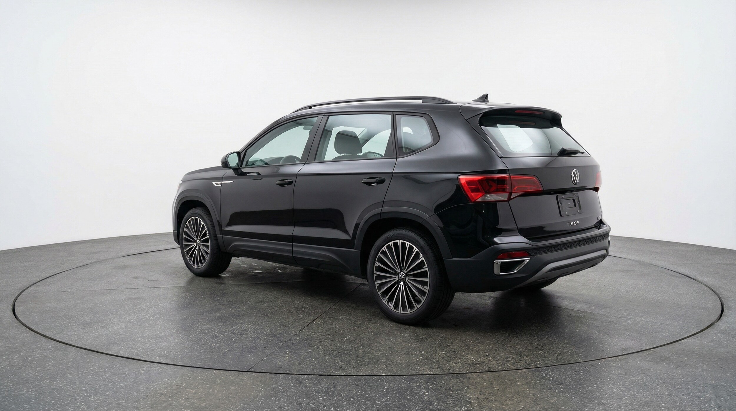 Thumbnail: 2025 Volkswagen Taos - 5