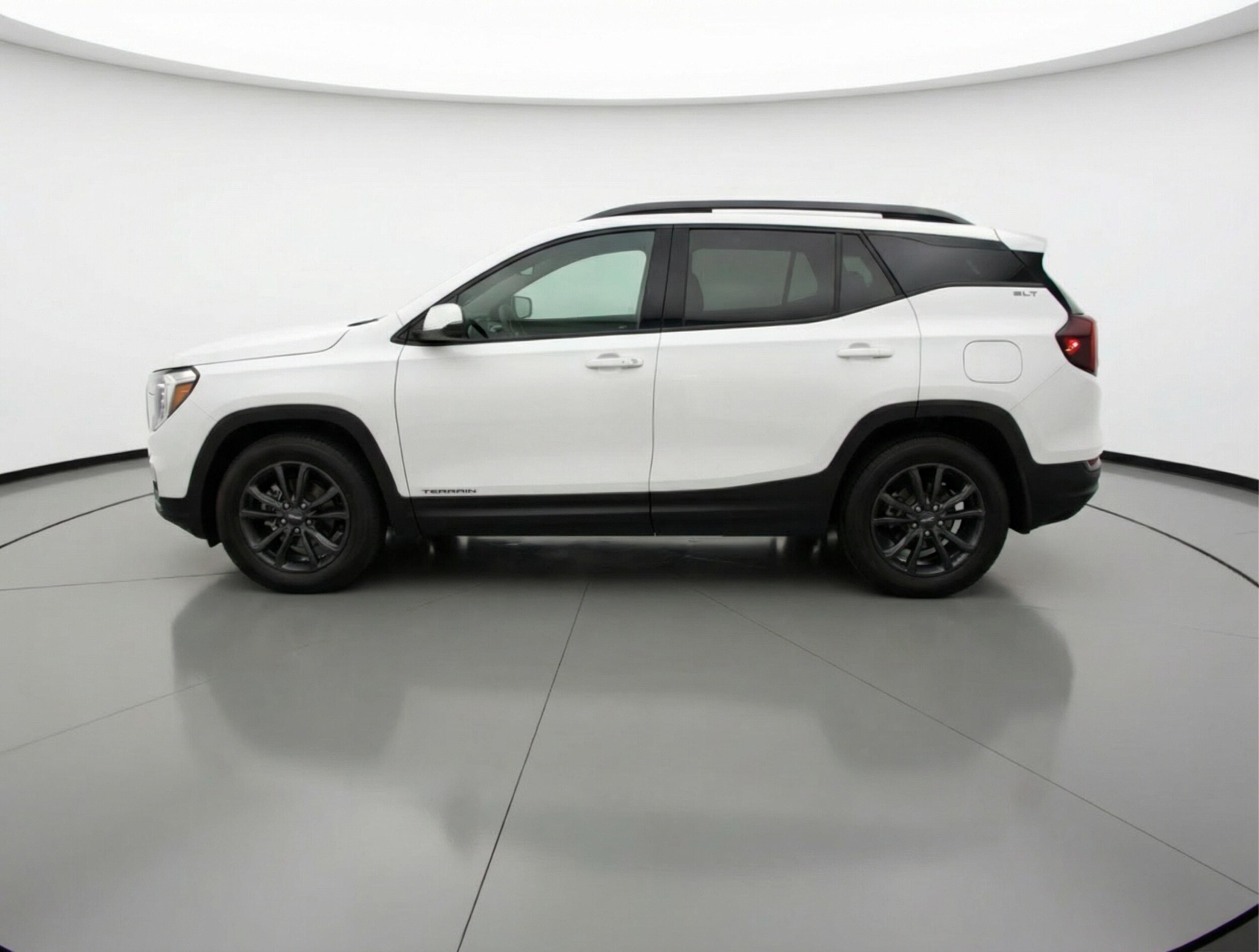 Thumbnail: 2024 GMC Terrain - 4