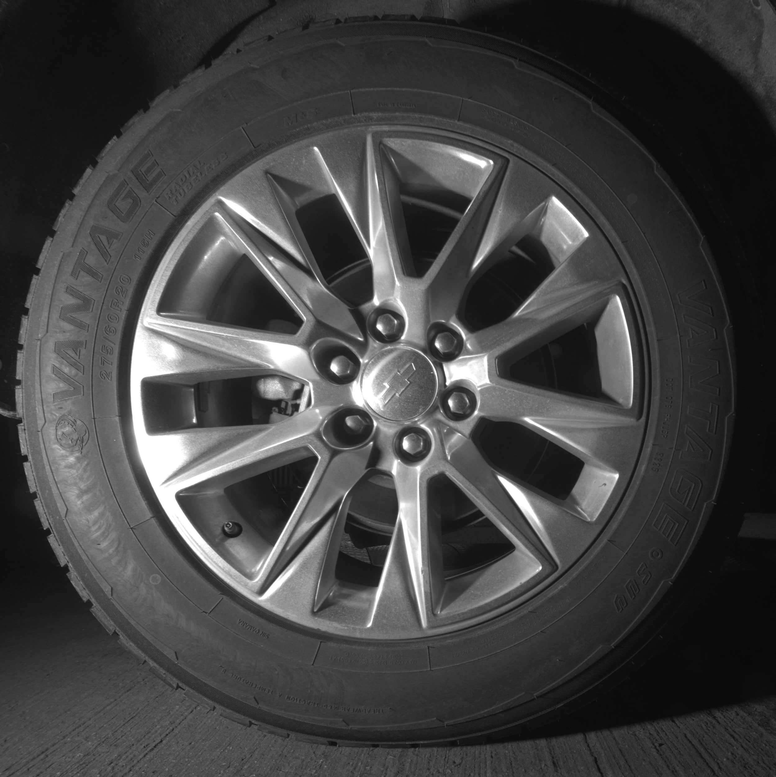 Thumbnail: 2023 Chevrolet Tahoe - 12