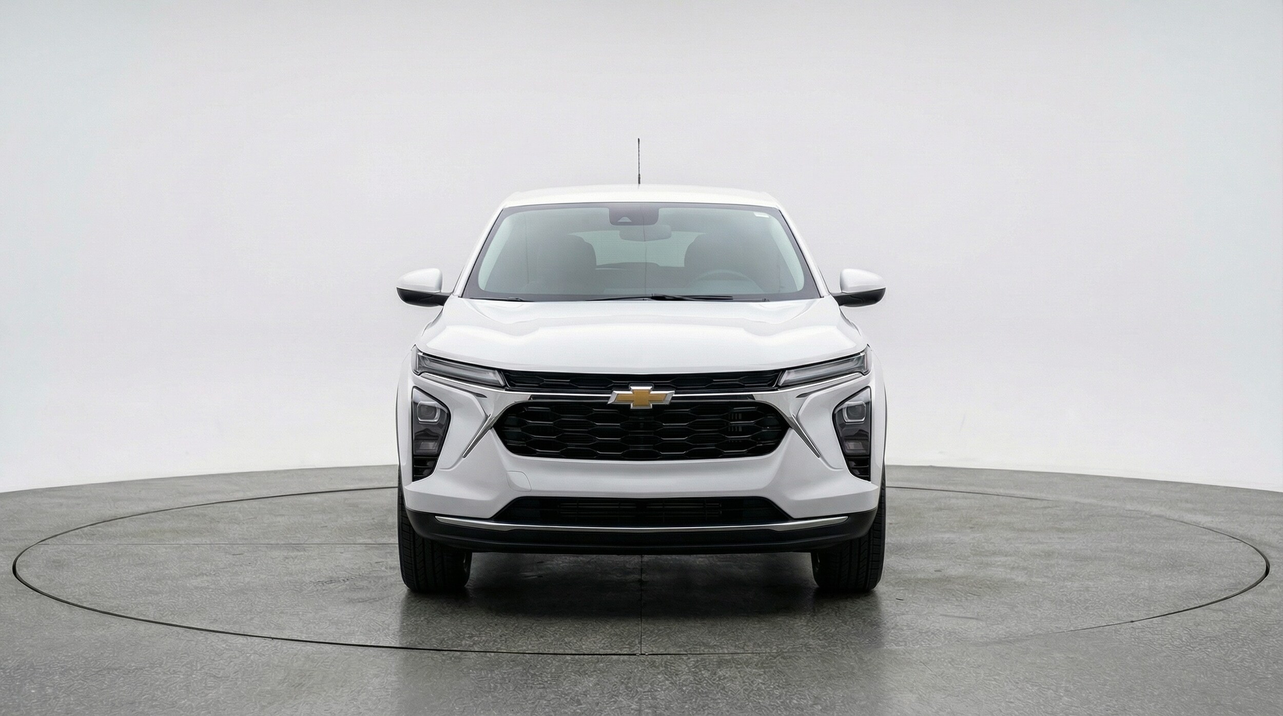 Thumbnail: 2025 Chevrolet Trax - 2
