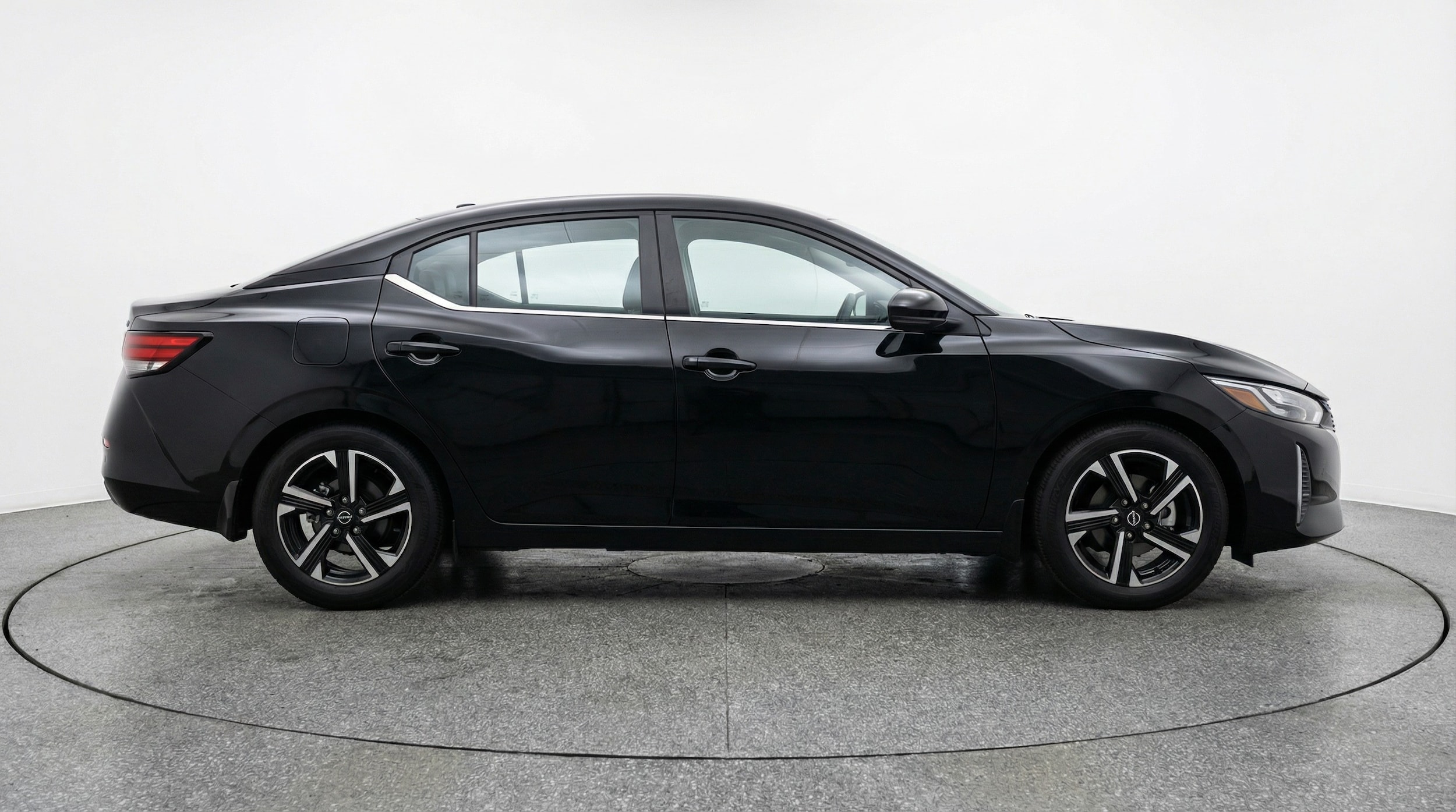 Thumbnail: 2025 Nissan Sentra - 8
