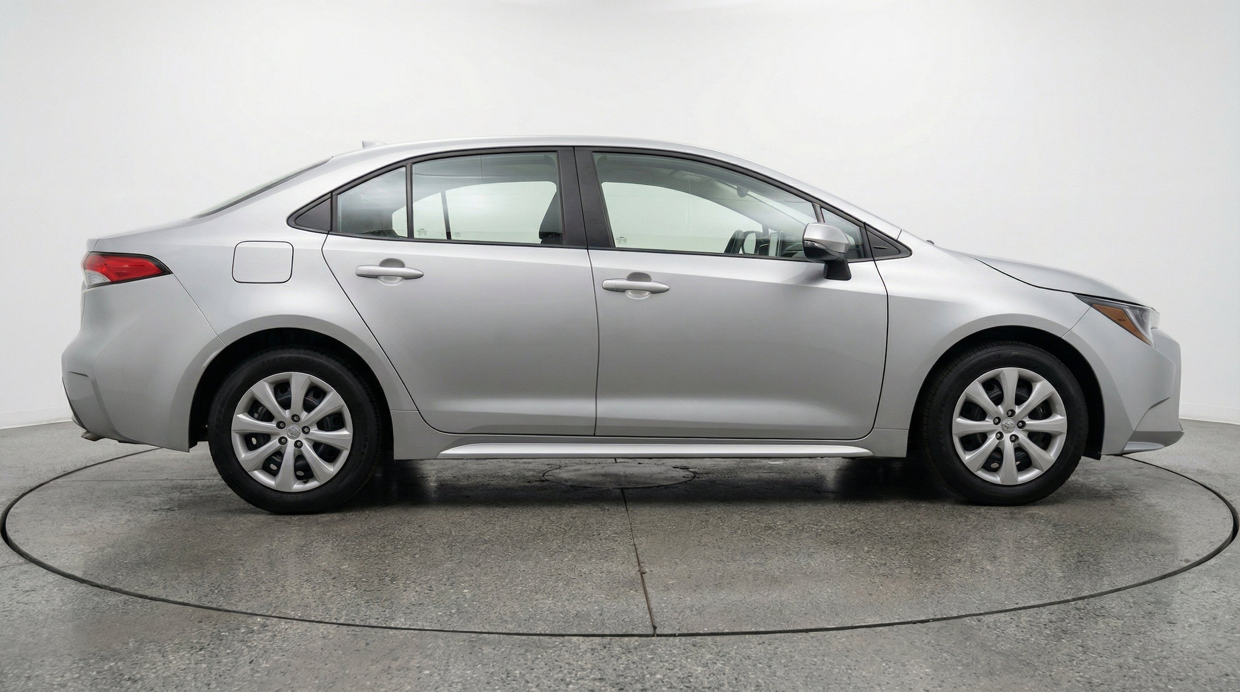 Thumbnail: 2025 Toyota Corolla - 11