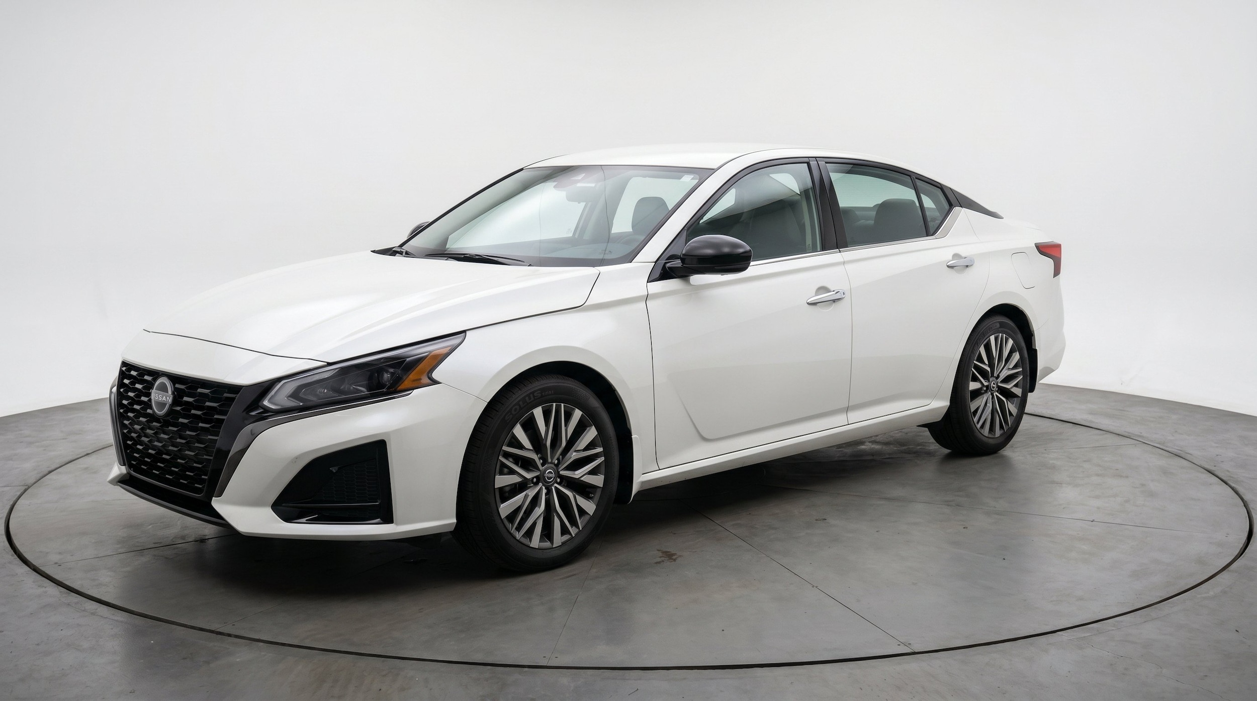 Thumbnail: 2025 Nissan Altima - 3