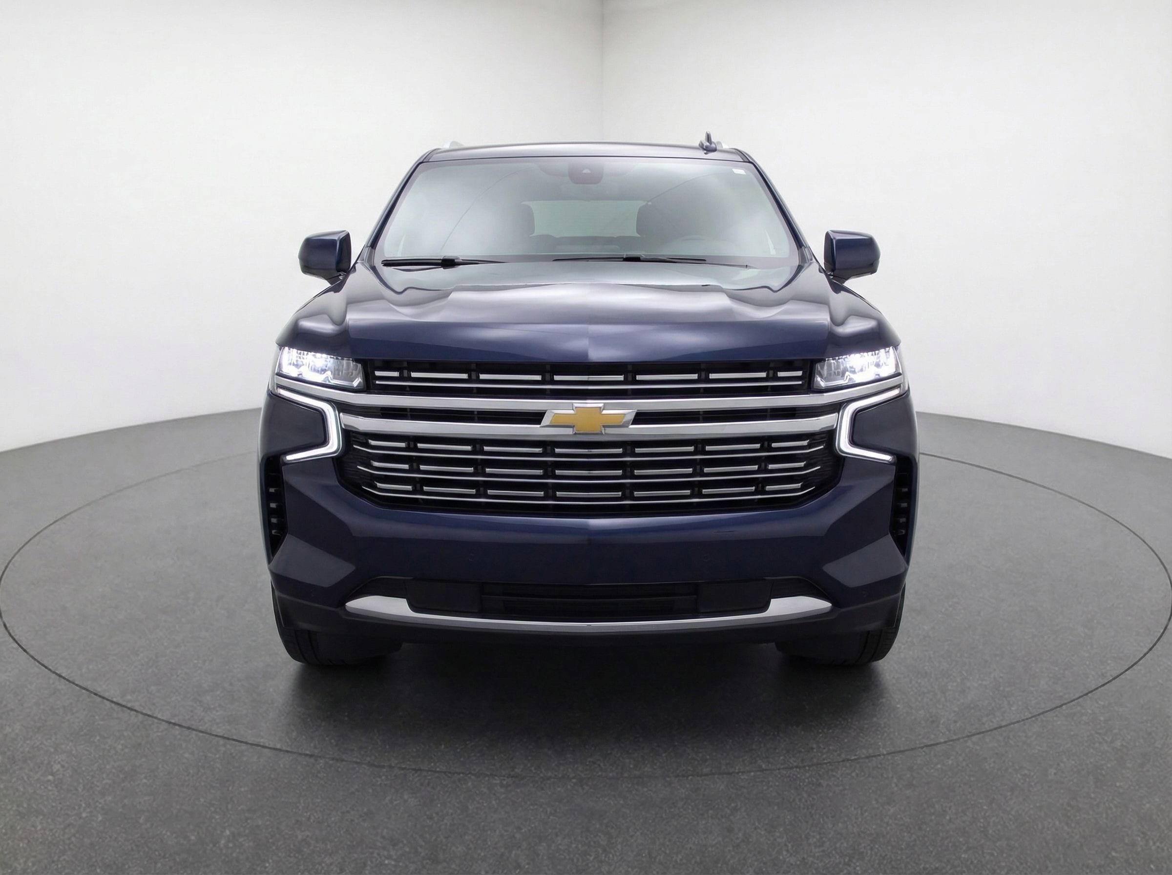 Thumbnail: 2023 Chevrolet Tahoe - 2