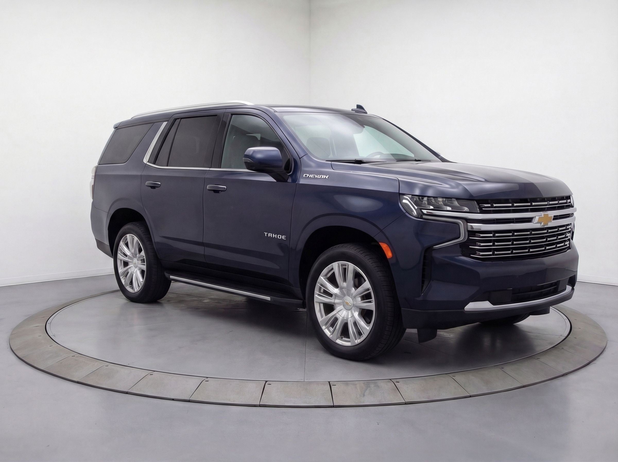 Thumbnail: 2023 Chevrolet Tahoe - 1