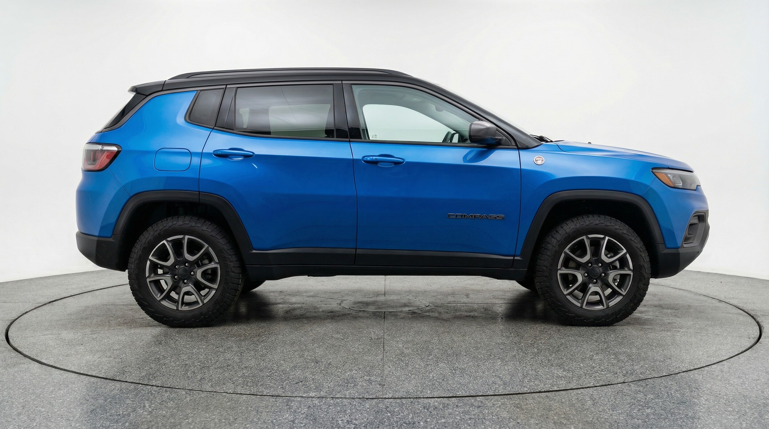 Thumbnail: 2025 Jeep Compass - 8