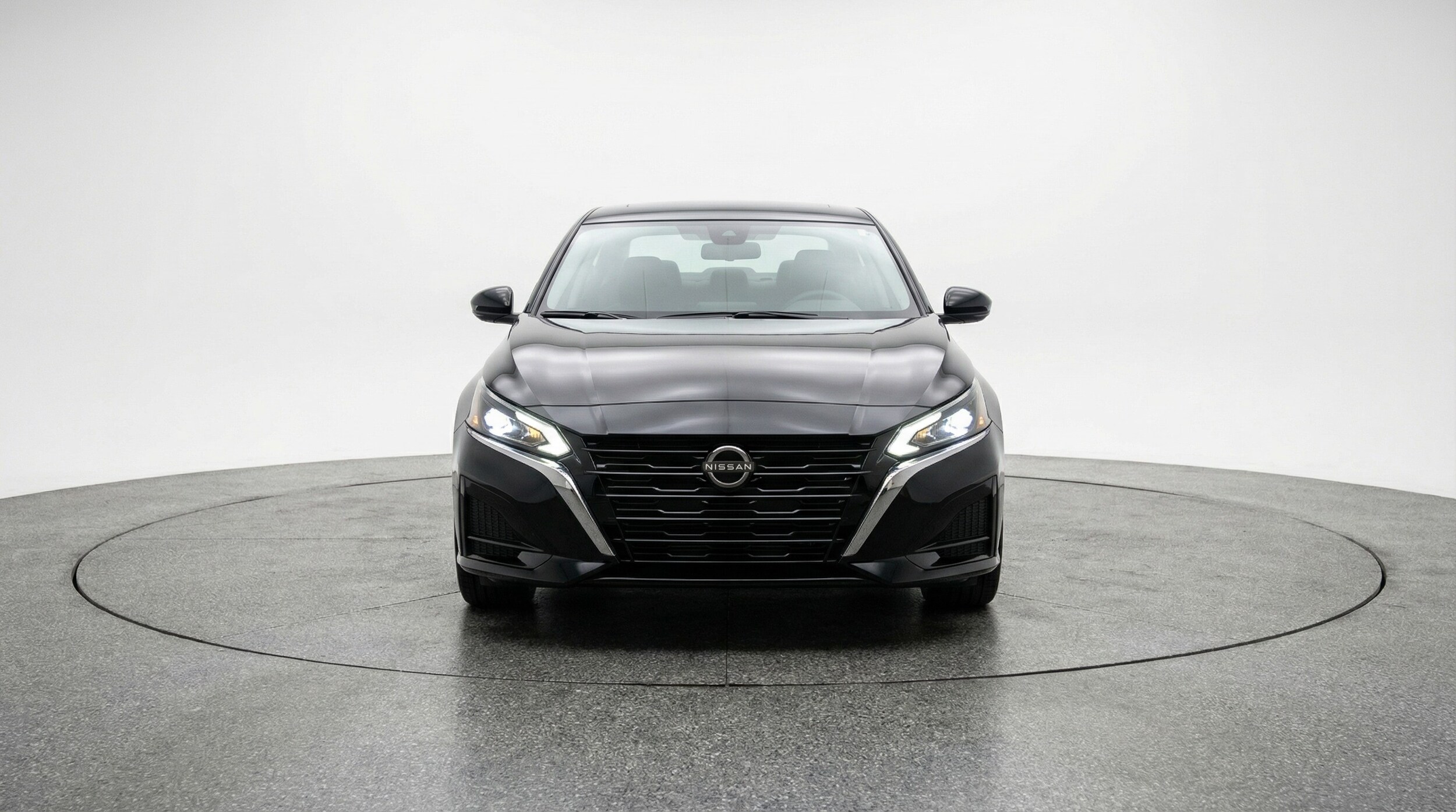 Thumbnail: 2025 Nissan Altima - 2