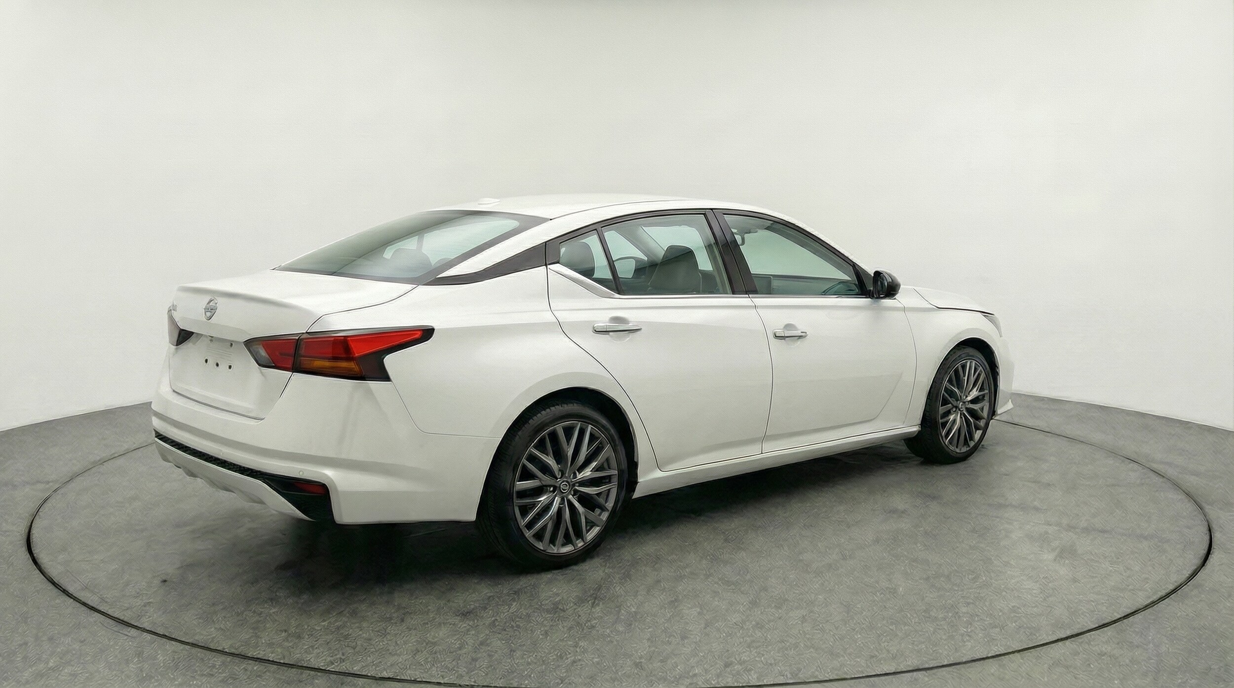 Thumbnail: 2025 Nissan Altima - 7